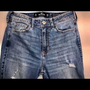 Hollister High-Rise Super Skinny Pants